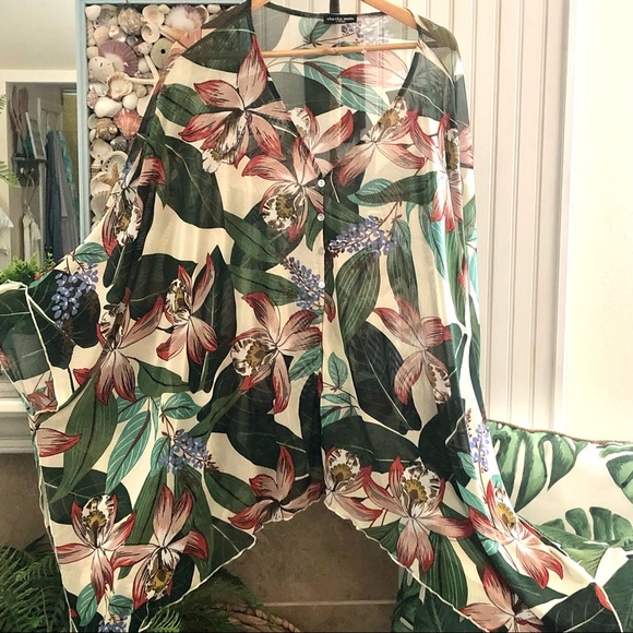 NWOT! Tropical Summer Sheer Handkerchief Style Top XL - Picture 3 of 9